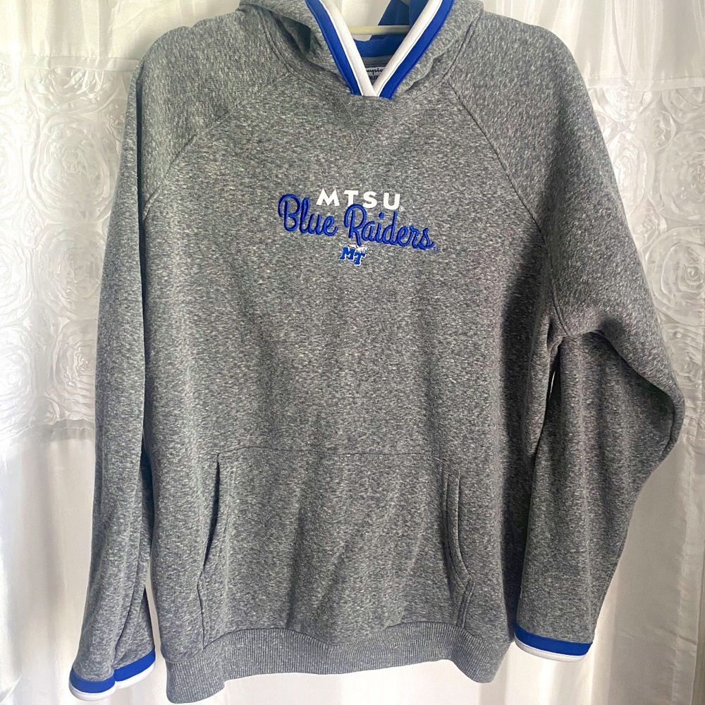 NWOT Heather Gray  MTSU Champion sweatshirt